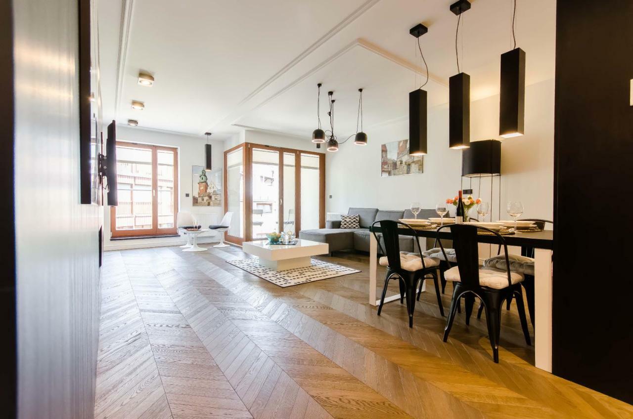 Central Kazimierz Apartment With Balcony Krasków Εξωτερικό φωτογραφία