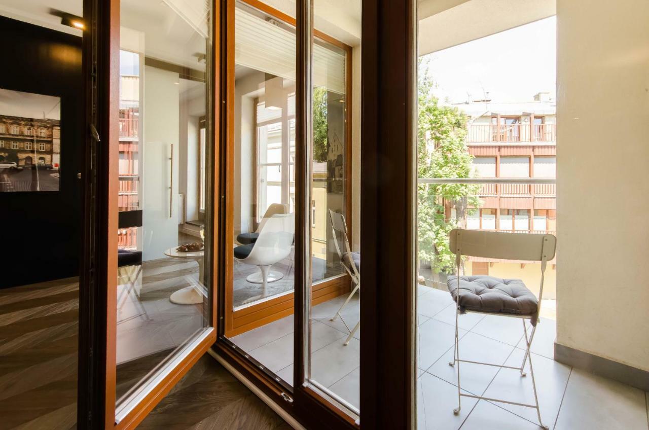 Central Kazimierz Apartment With Balcony Krasków Εξωτερικό φωτογραφία